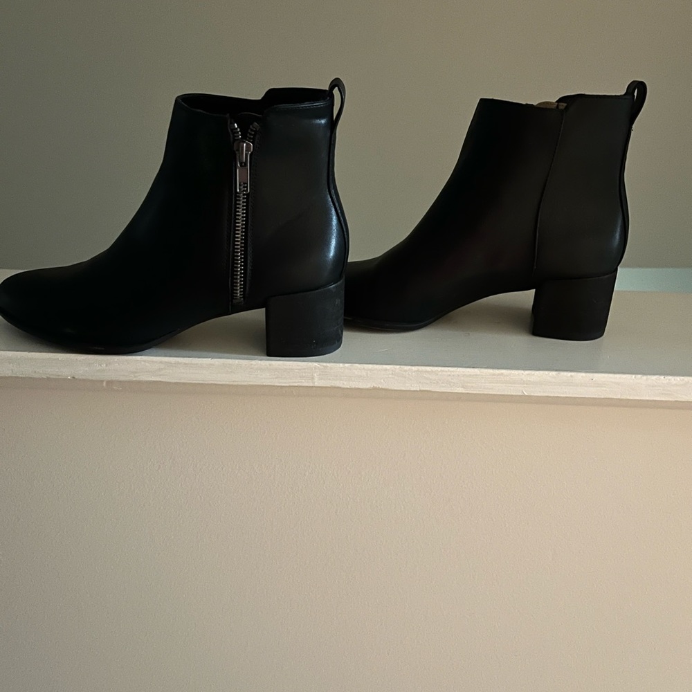 Black booties size 7